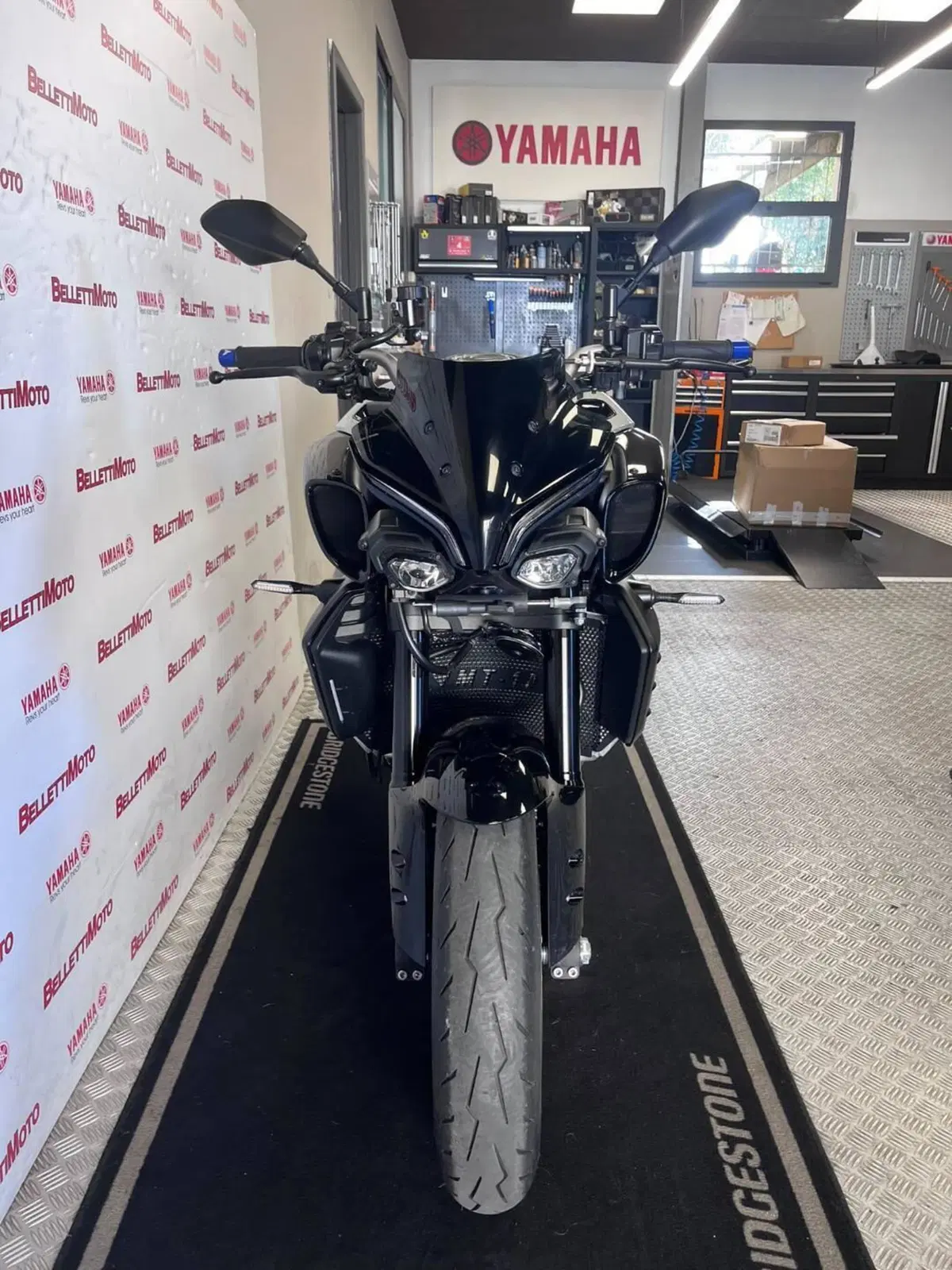 Yamaha MT-10 (2022 - 26) (9)