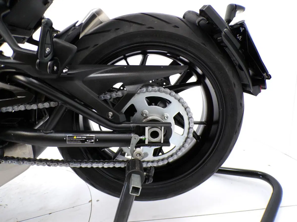 Benelli 752 S (2019 - 20) (11)