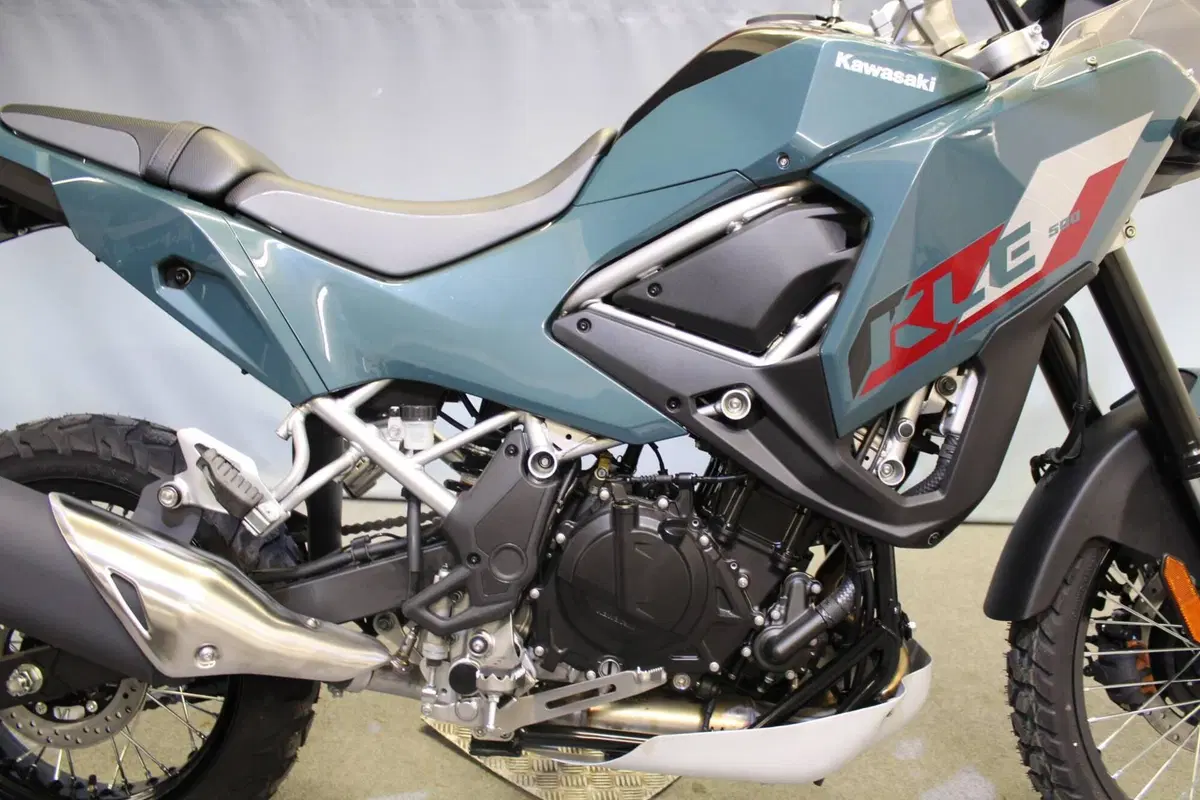 Kawasaki KLE 500 SE (2026 - 27) (8)