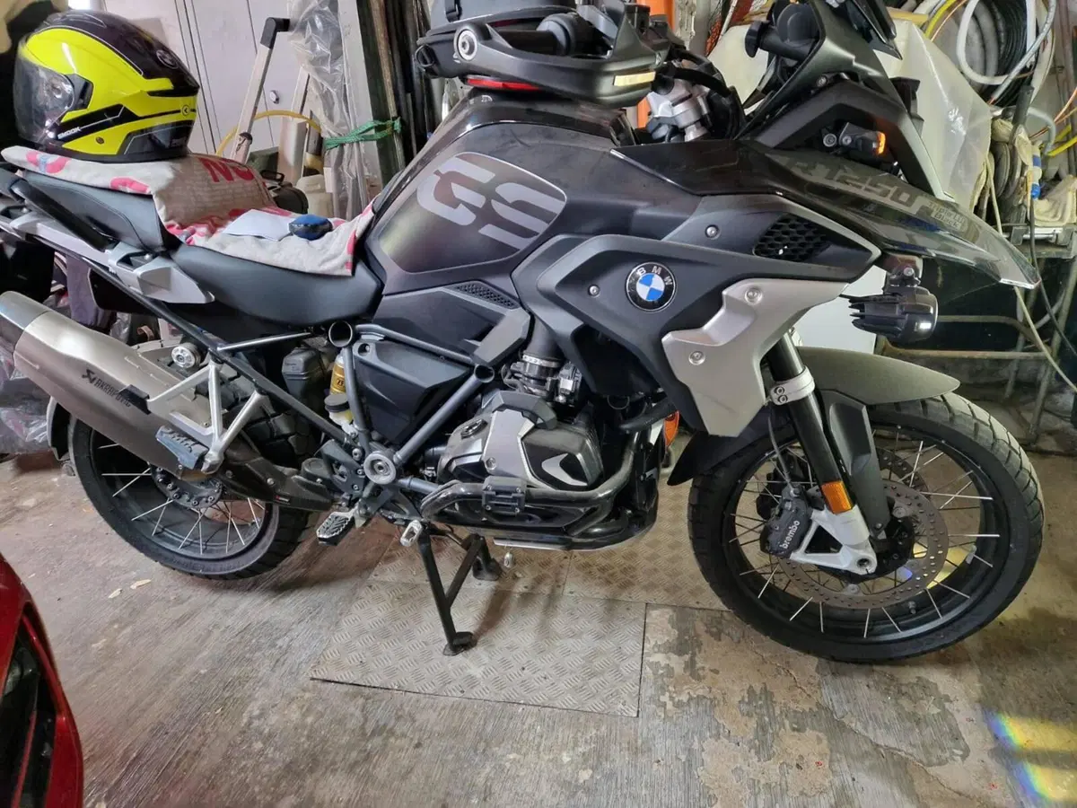 Bmw R 1250 GS Ultimate Edition (2023) (8)