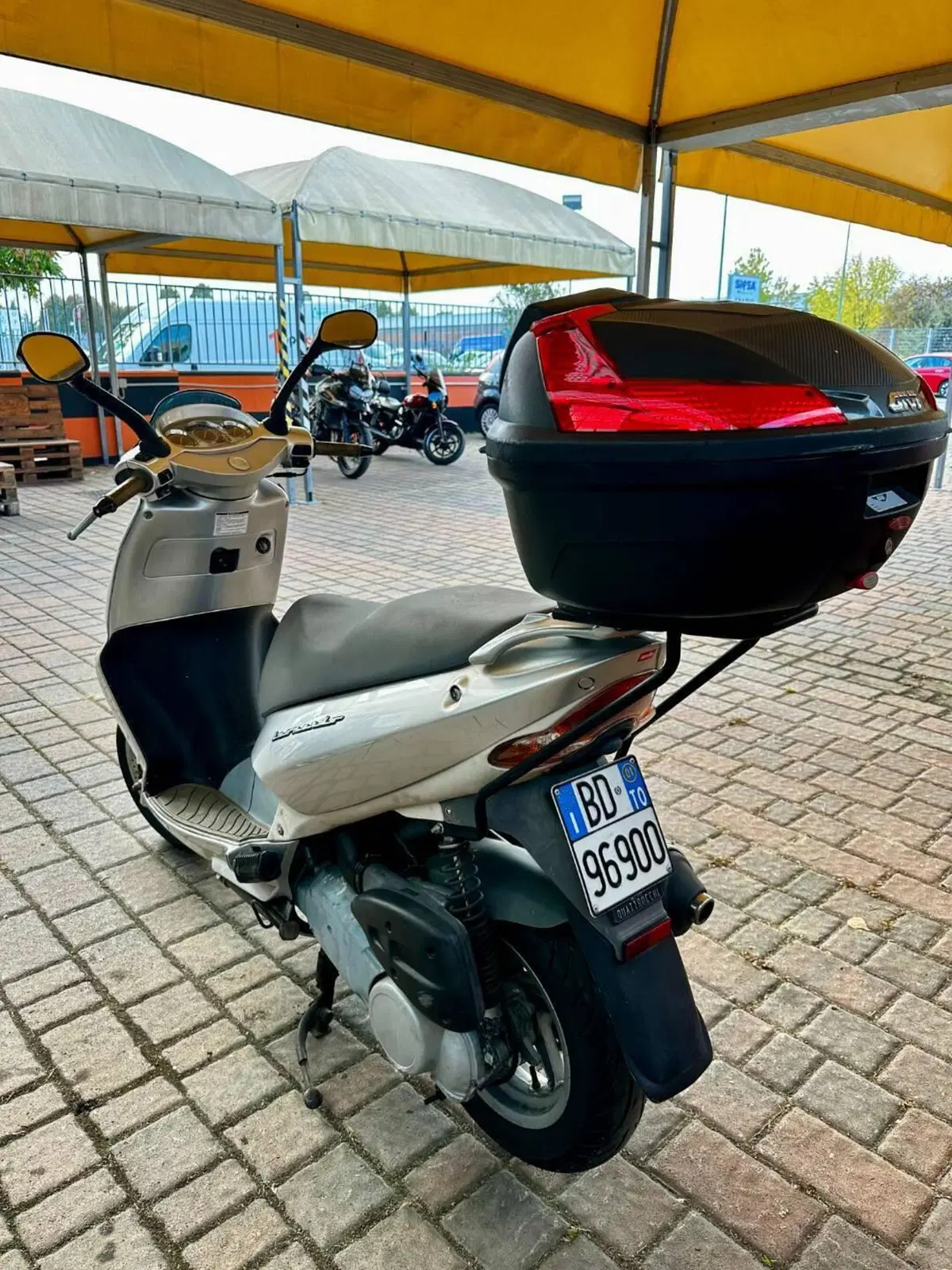 Aprilia Leonardo 150 (1997 - 02) (5)