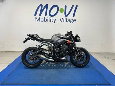 Triumph Street Triple 765 RS (2023 - 26) usata