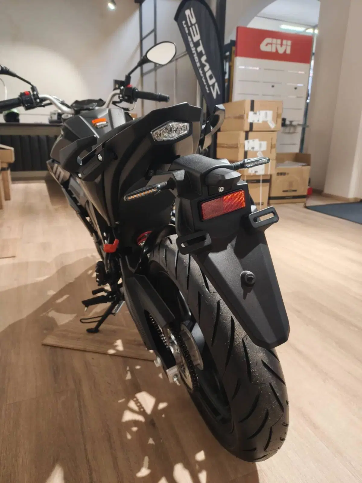 Cyclone Battlo 5S (2025 - 26) (3)