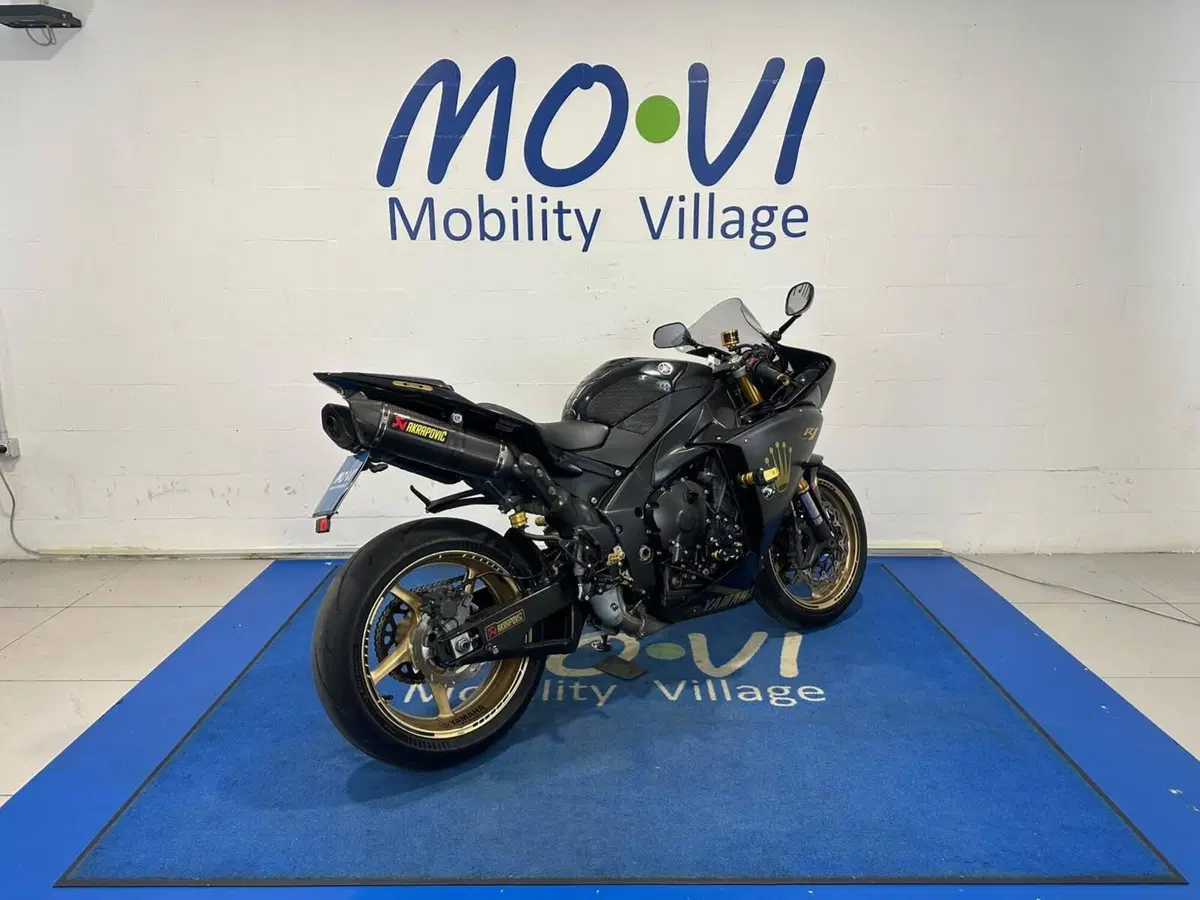 Yamaha YZF R1 (2012 - 14) (2)