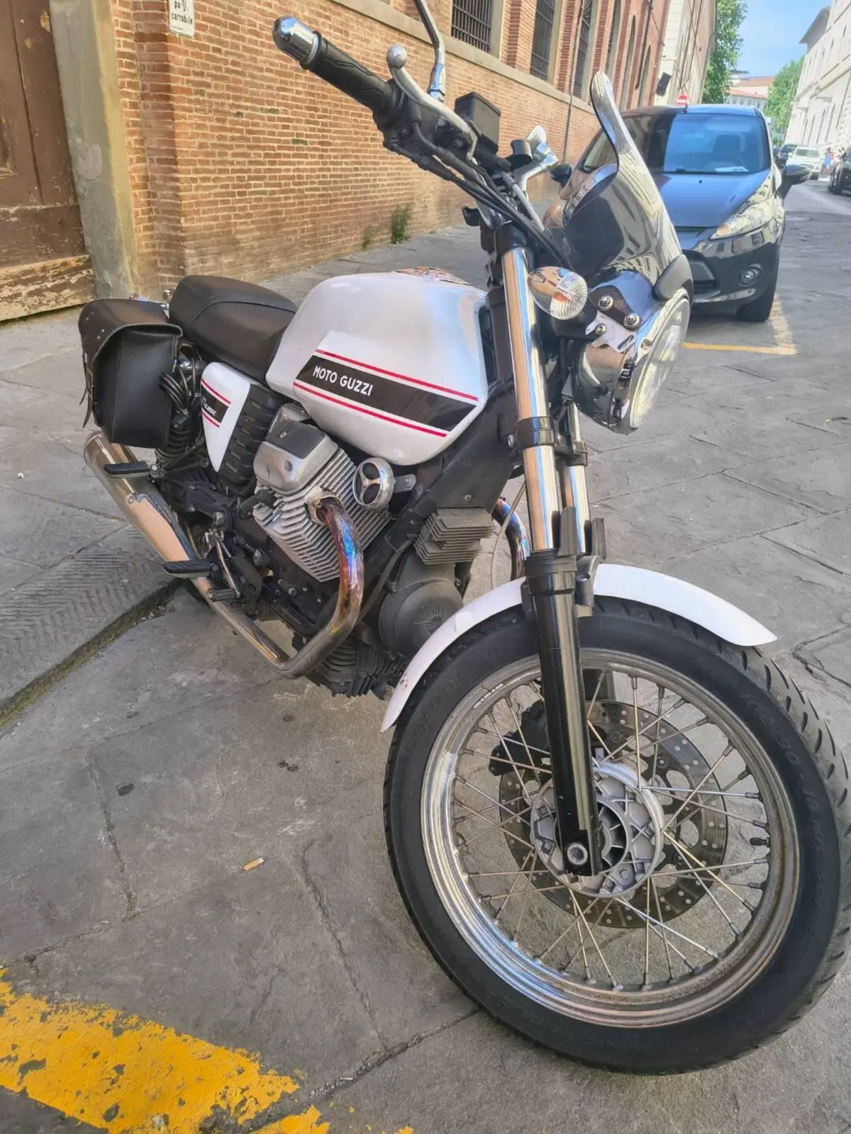 Moto Guzzi V7 Classic (2008 - 12)