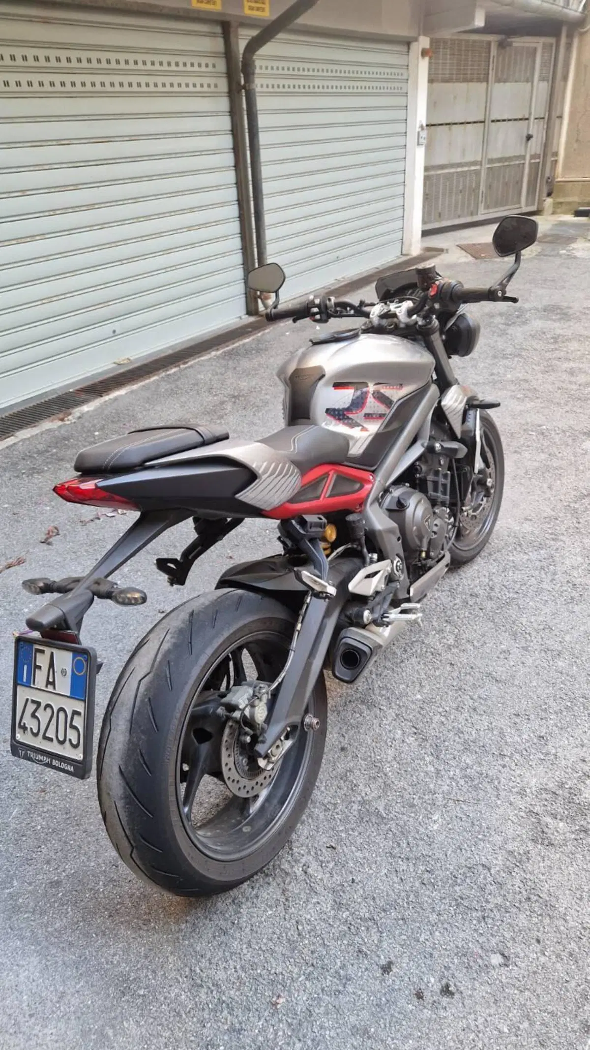 Triumph Street Triple RS (2020 - 22) (3)