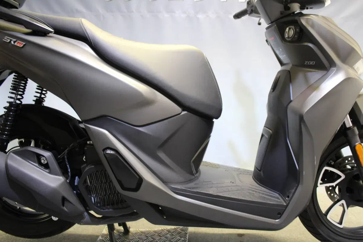 Voge Sfida SR16 200 (2025 - 26) (8)