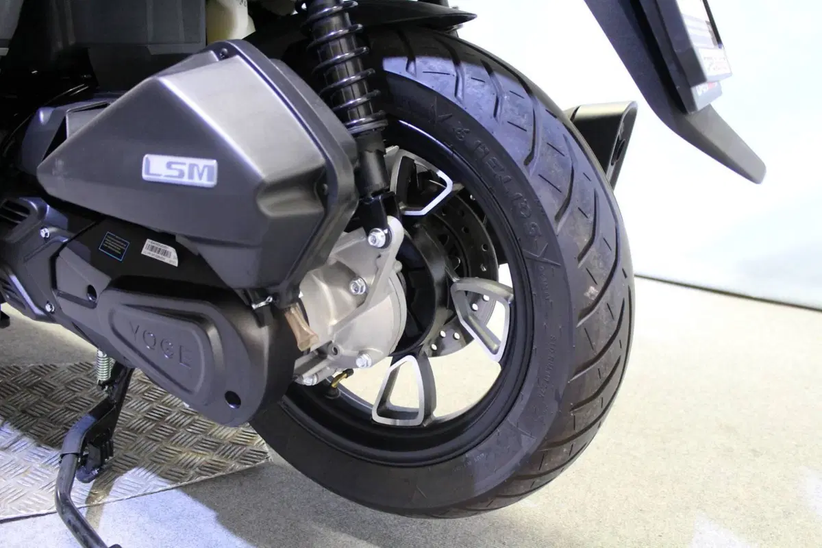 Voge Sfida SR16 200 (2025 - 26) (15)