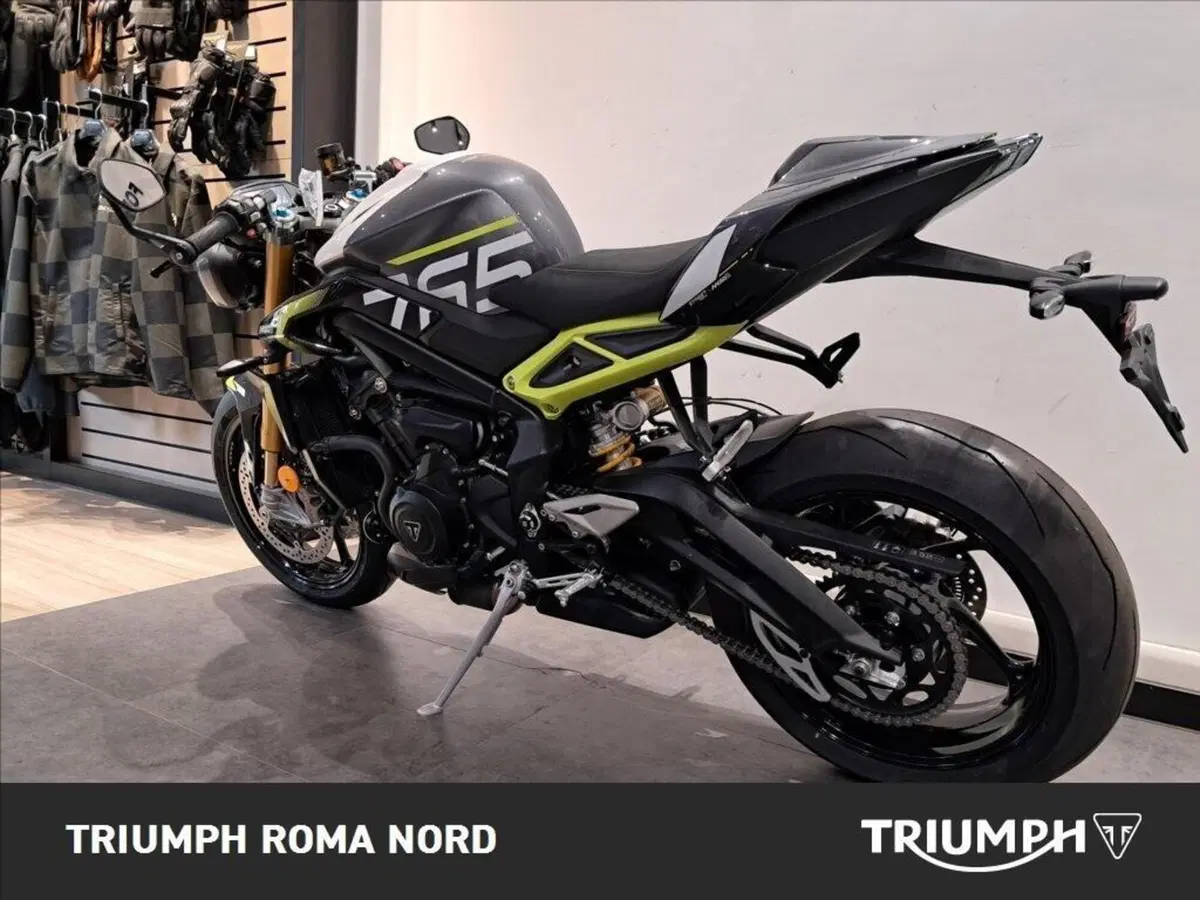 Triumph Street Triple 765 Moto2 (2026) (5)