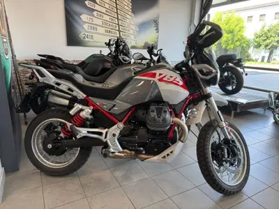 Moto Guzzi V85 TT (2024 - 26) usata
