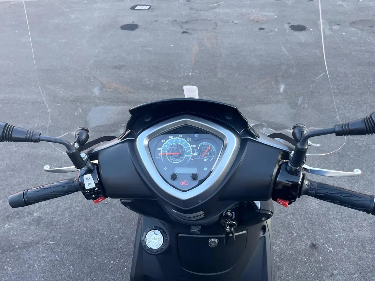 Kymco Agility 125 R16 Power Up (2021 - 26) (5)
