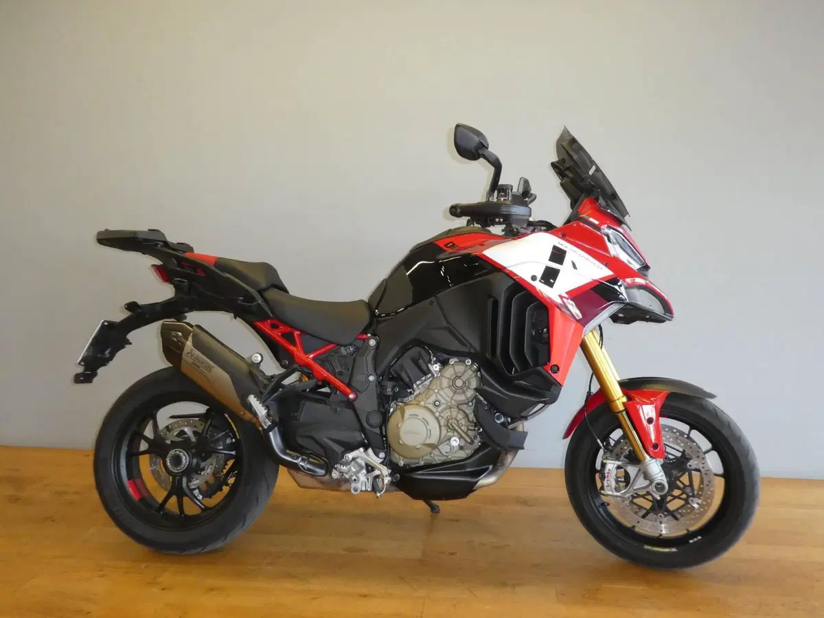Ducati Multistrada V4 Pikes Peak (2021 - 24) (3)