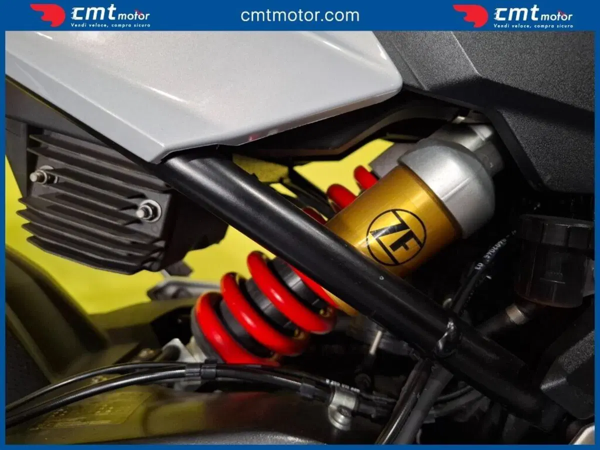 Bmw F 900 R (2021 - 24) (6)