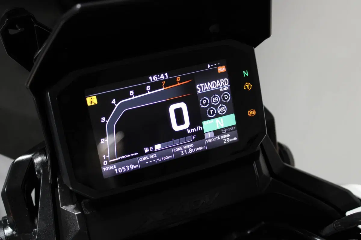Honda X-ADV 750 DCT (2021 - 24) (6)