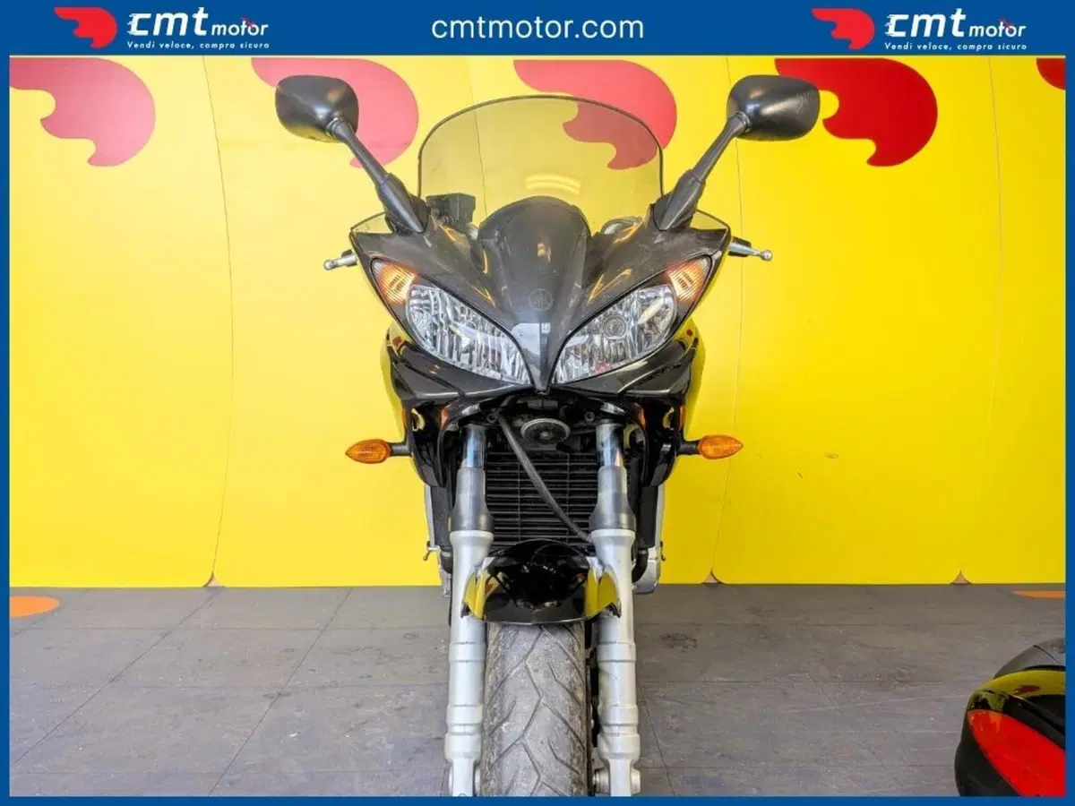 Yamaha FZS 600 Fazer (2003 - 04) (6)