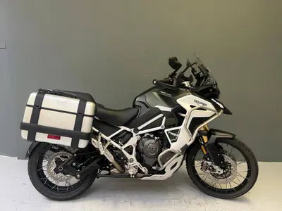Triumph Tiger 1200 Rally Explorer (2024 - 26) usata