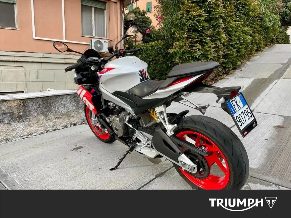Aprilia Tuono 660 Factory (2022 - 24) (6)