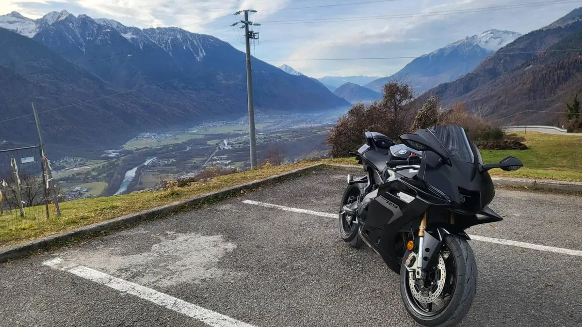 Yamaha YZF R9 (2025 - 26) (9)