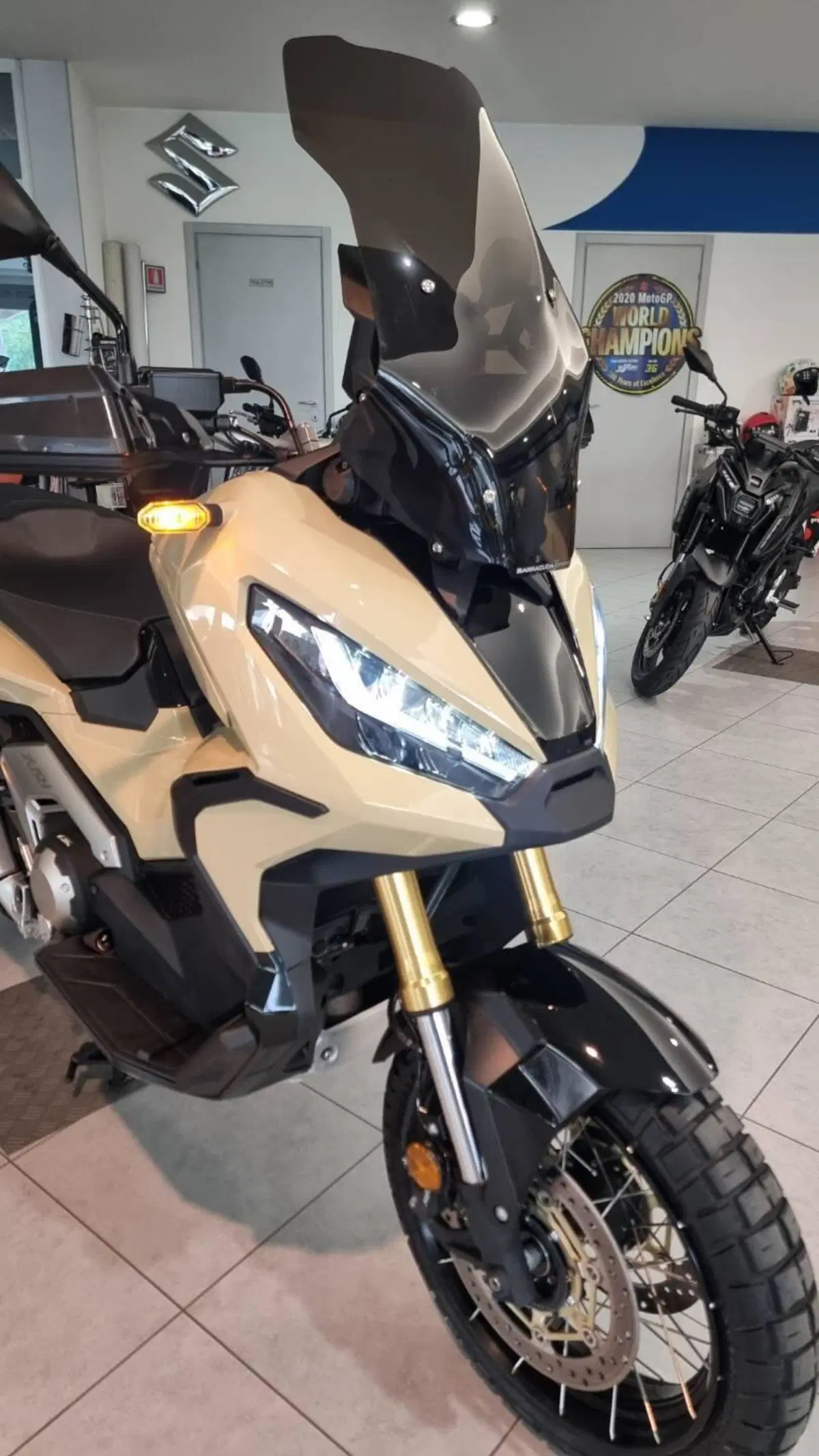 Honda X-ADV 750 DCT (2021 - 24) (6)
