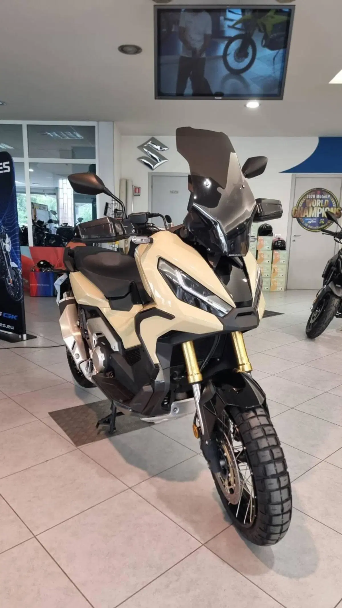 Honda X-ADV 750 DCT (2021 - 24) (7)