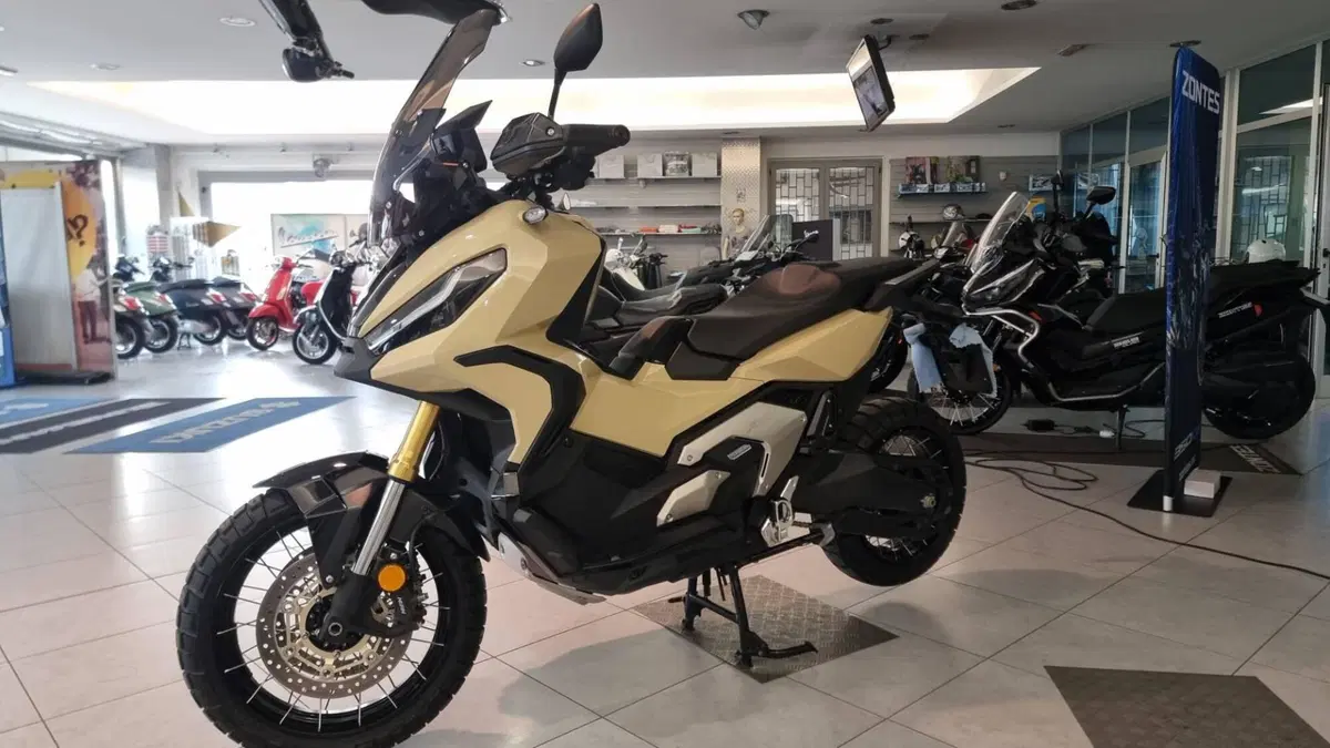 Honda X-ADV 750 DCT (2021 - 24) (4)