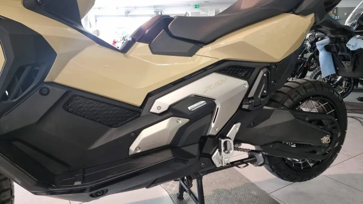 Honda X-ADV 750 DCT (2021 - 24) (16)