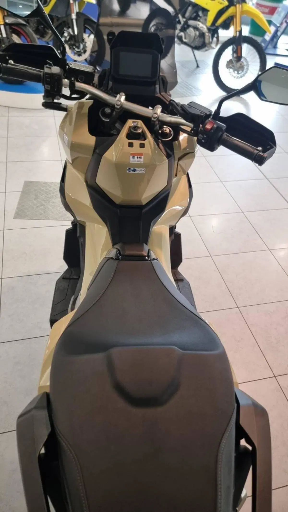 Honda X-ADV 750 DCT (2021 - 24) (18)