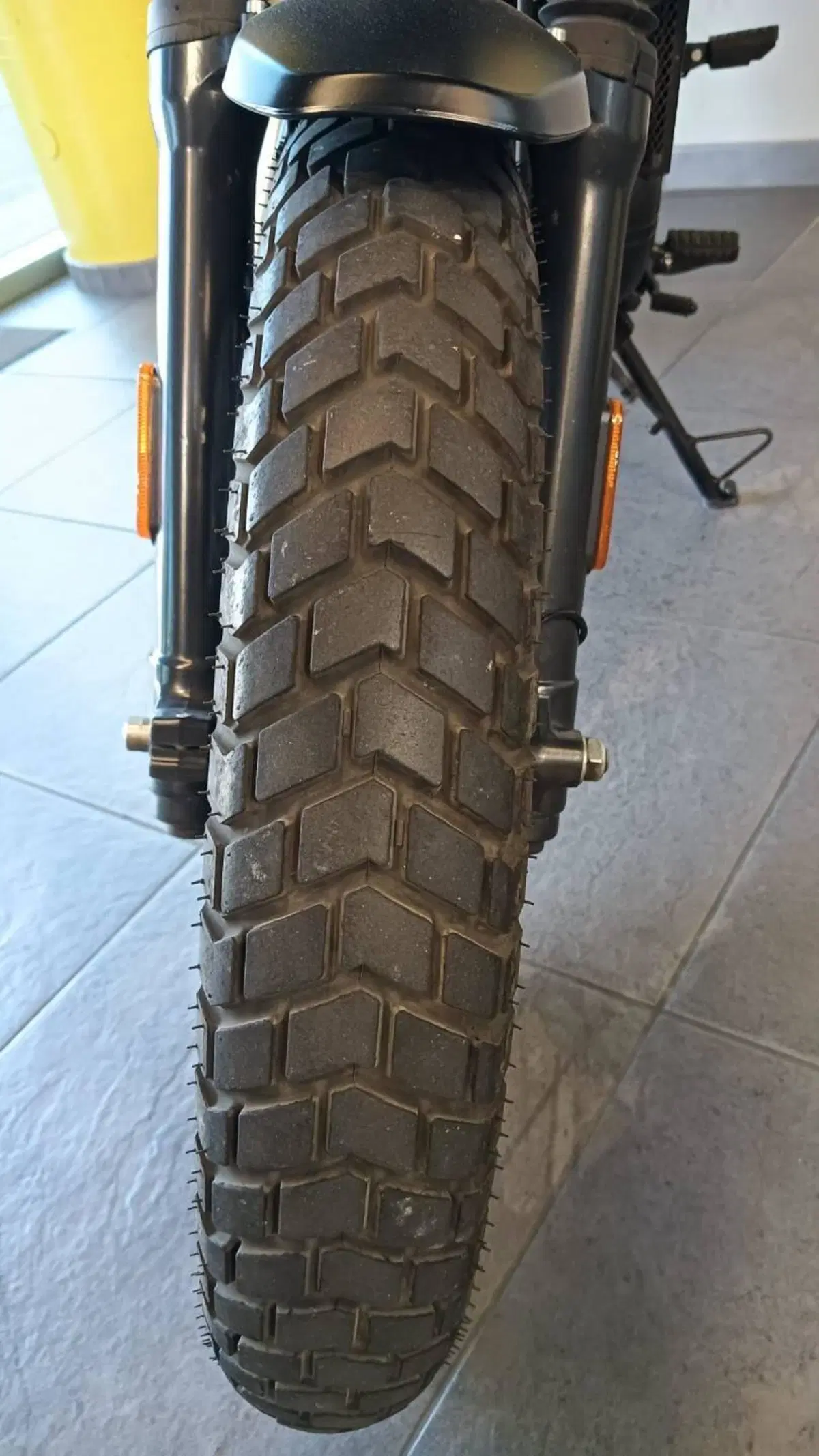 Royal Enfield Scram 411 (2022 - 24) (8)