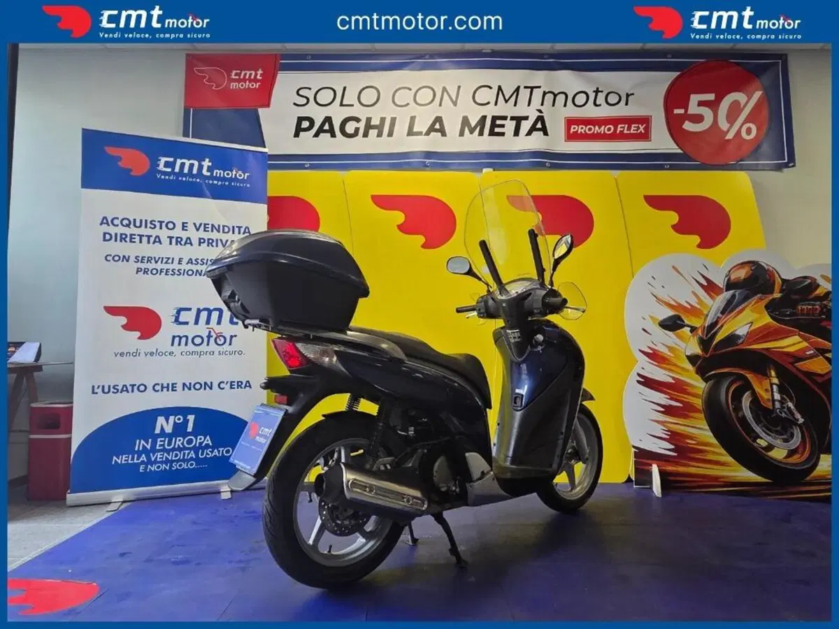 Honda SH 150i (2009 - 12) (4)