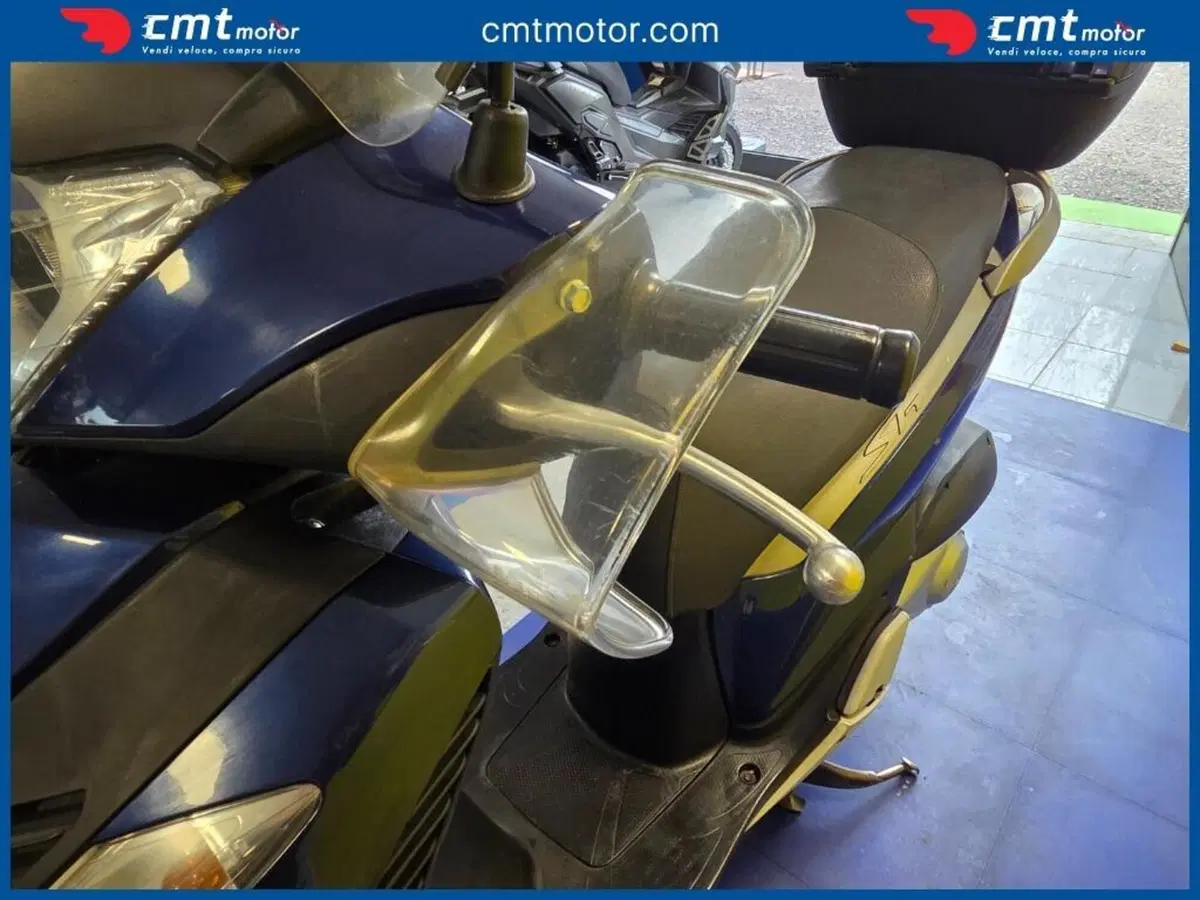 Honda SH 150i (2009 - 12) (9)