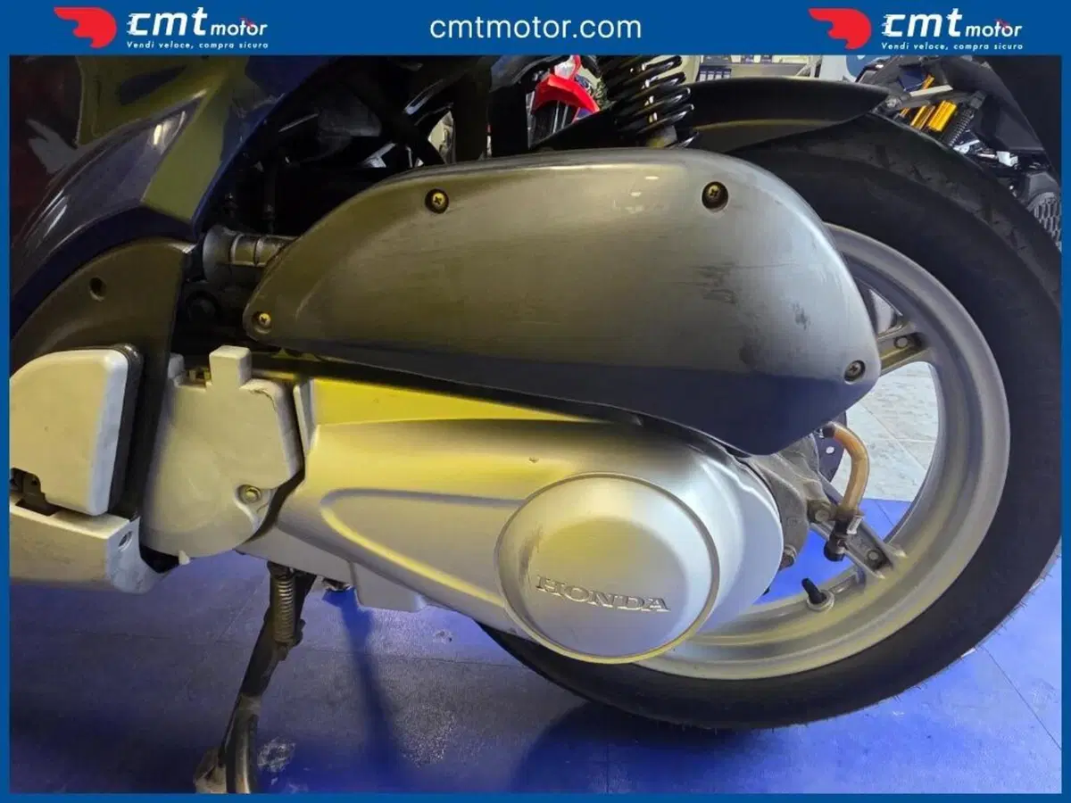 Honda SH 150i (2009 - 12) (13)