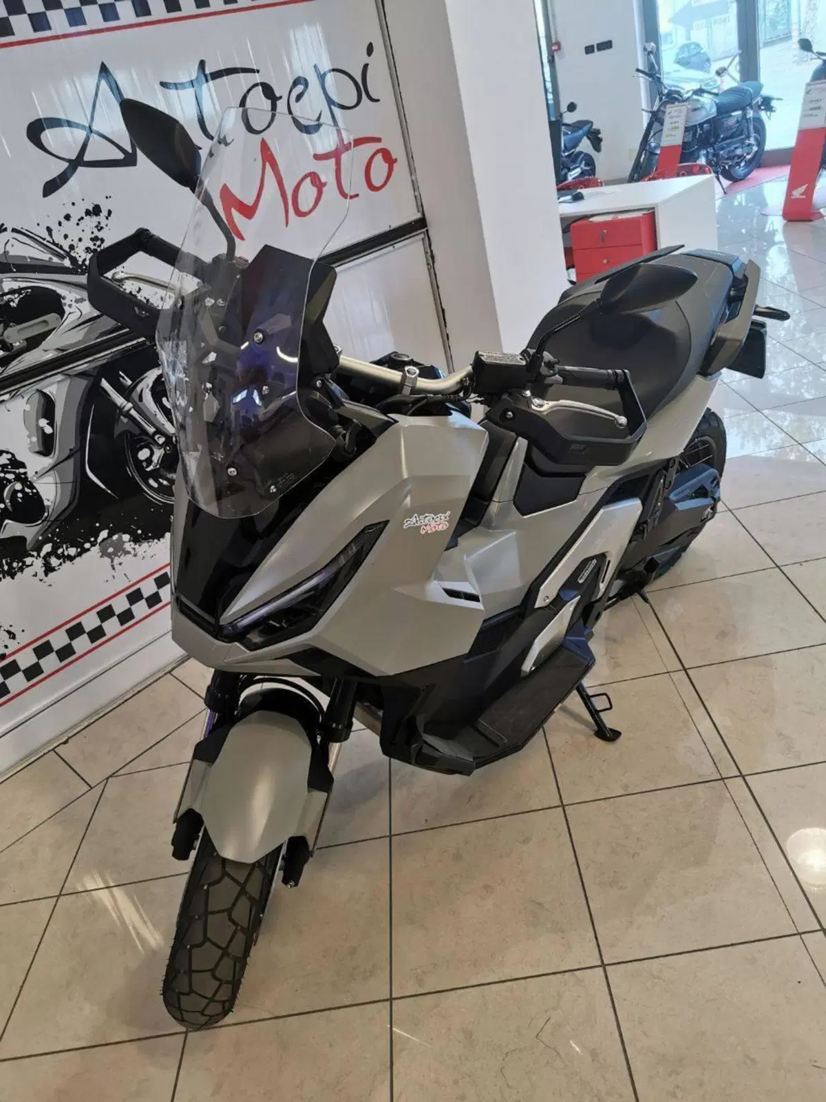 Honda X-ADV 750 (2025 - 27) (2)