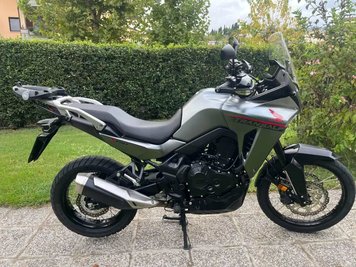 Honda Transalp XL750 (2023 - 24) (3)