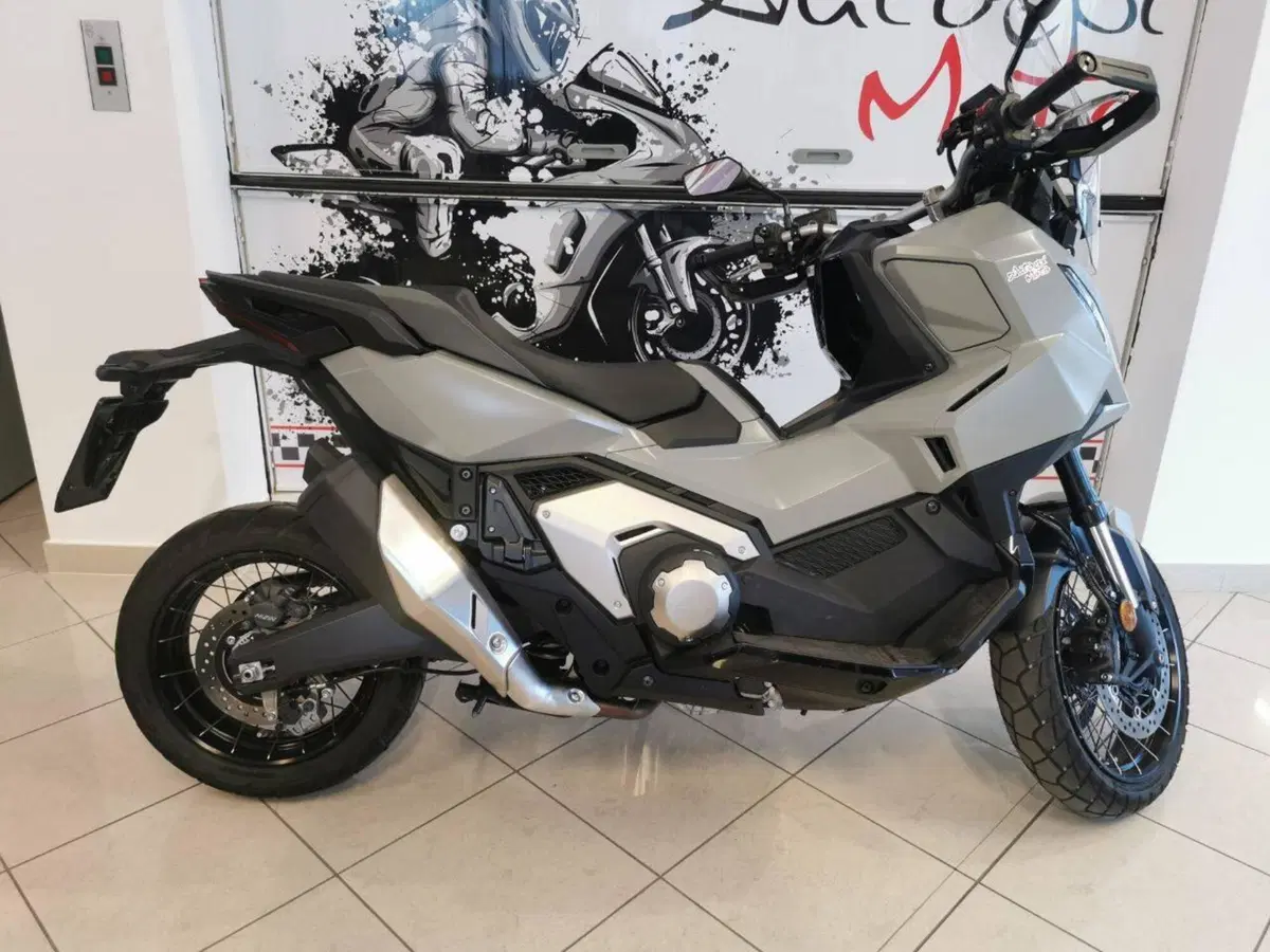 Honda X-ADV 750 (2025 - 27) (5)