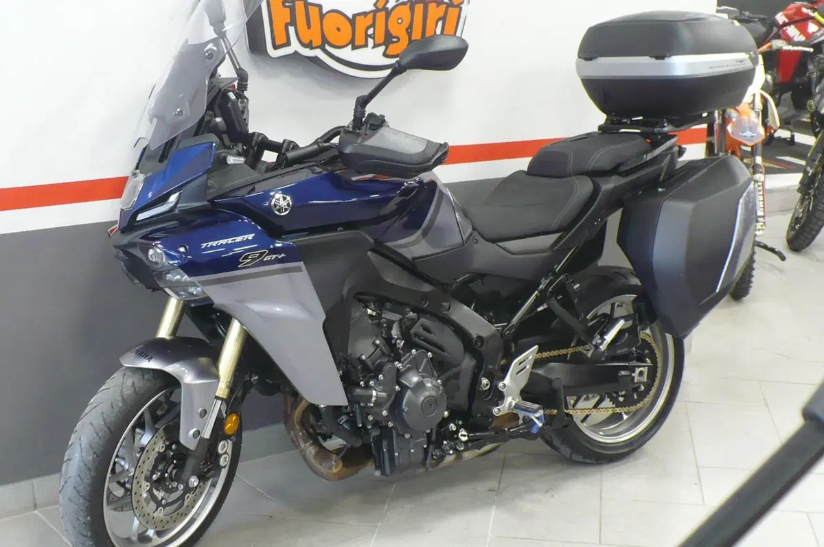 Yamaha Tracer 9 GT+ Y-AMT (2025 - 26) (2)