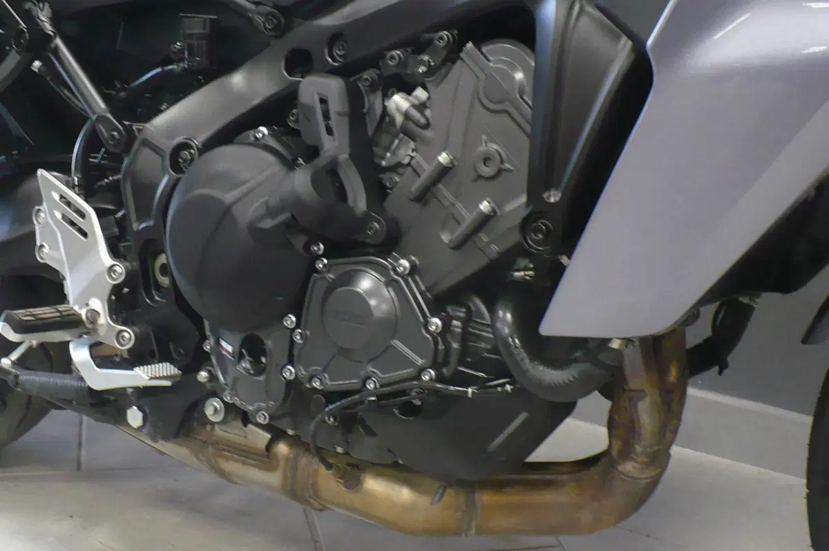 Yamaha Tracer 9 GT+ Y-AMT (2025 - 26) (10)