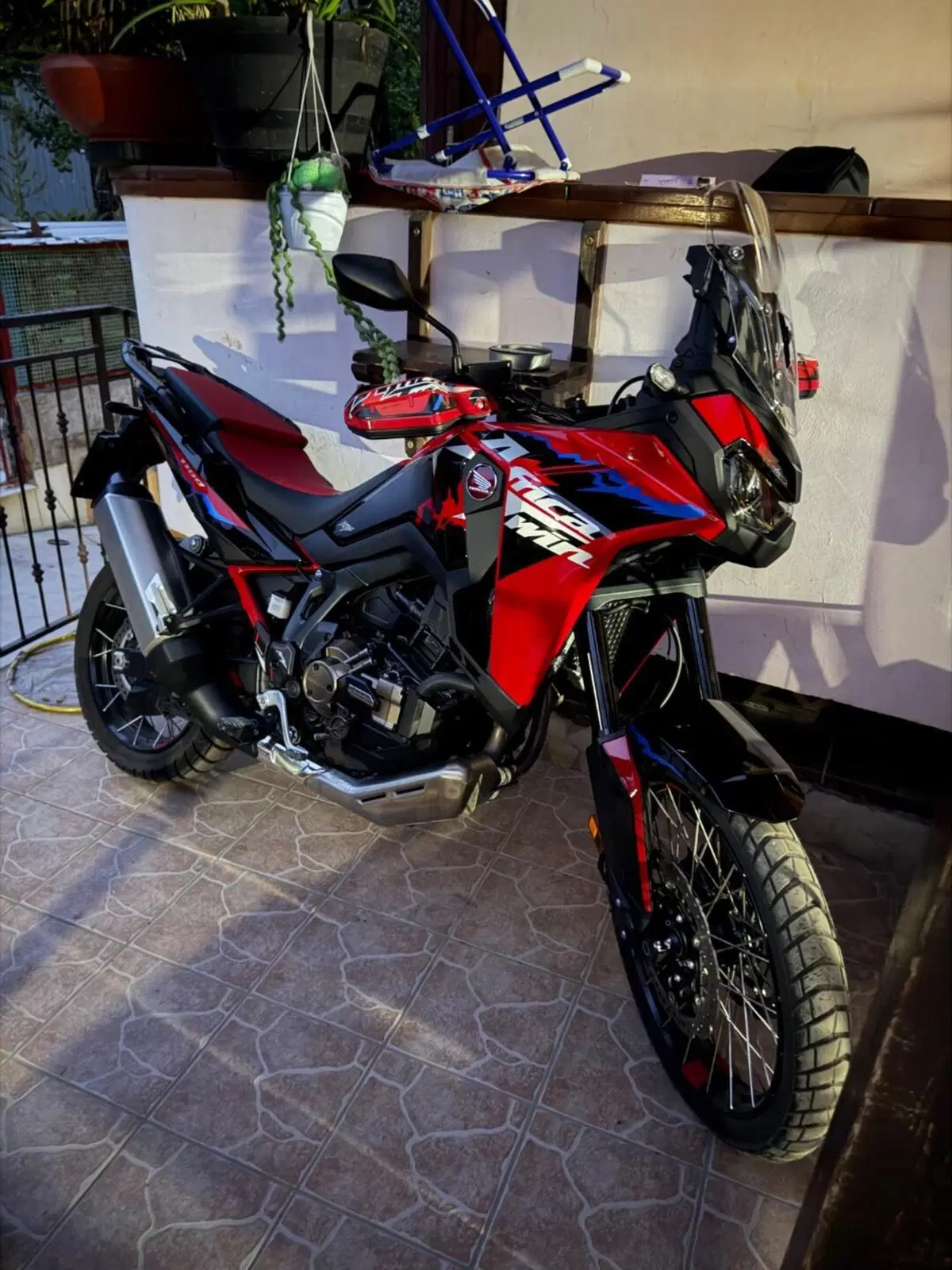 Honda Africa Twin CRF 1100L ES DCT (2024 - 26) (2)