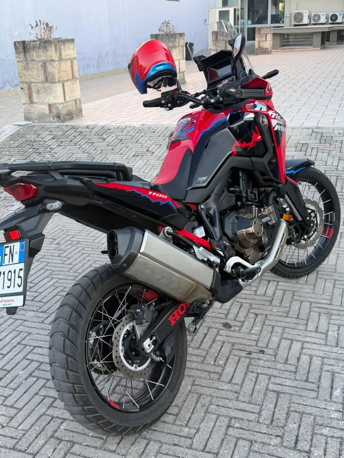 Honda Africa Twin CRF 1100L ES DCT (2024 - 26) (3)