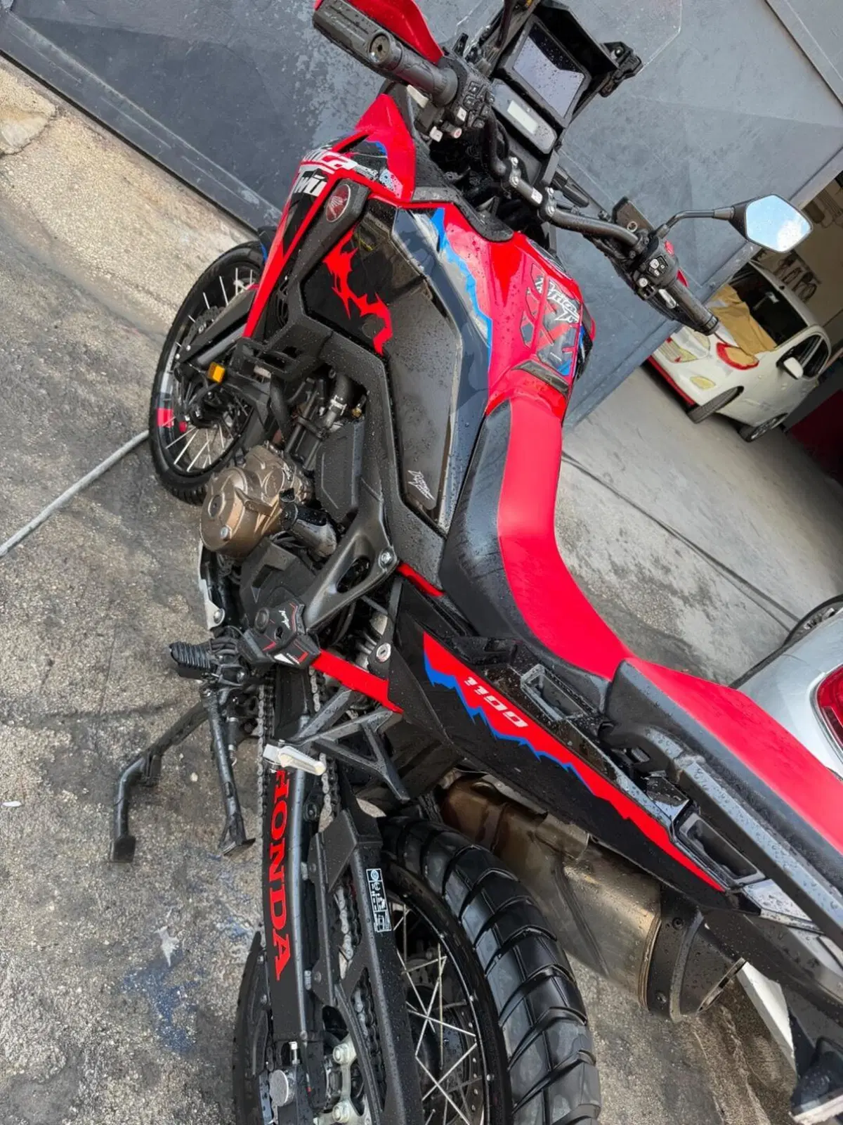 Honda Africa Twin CRF 1100L ES DCT (2024 - 26) (4)