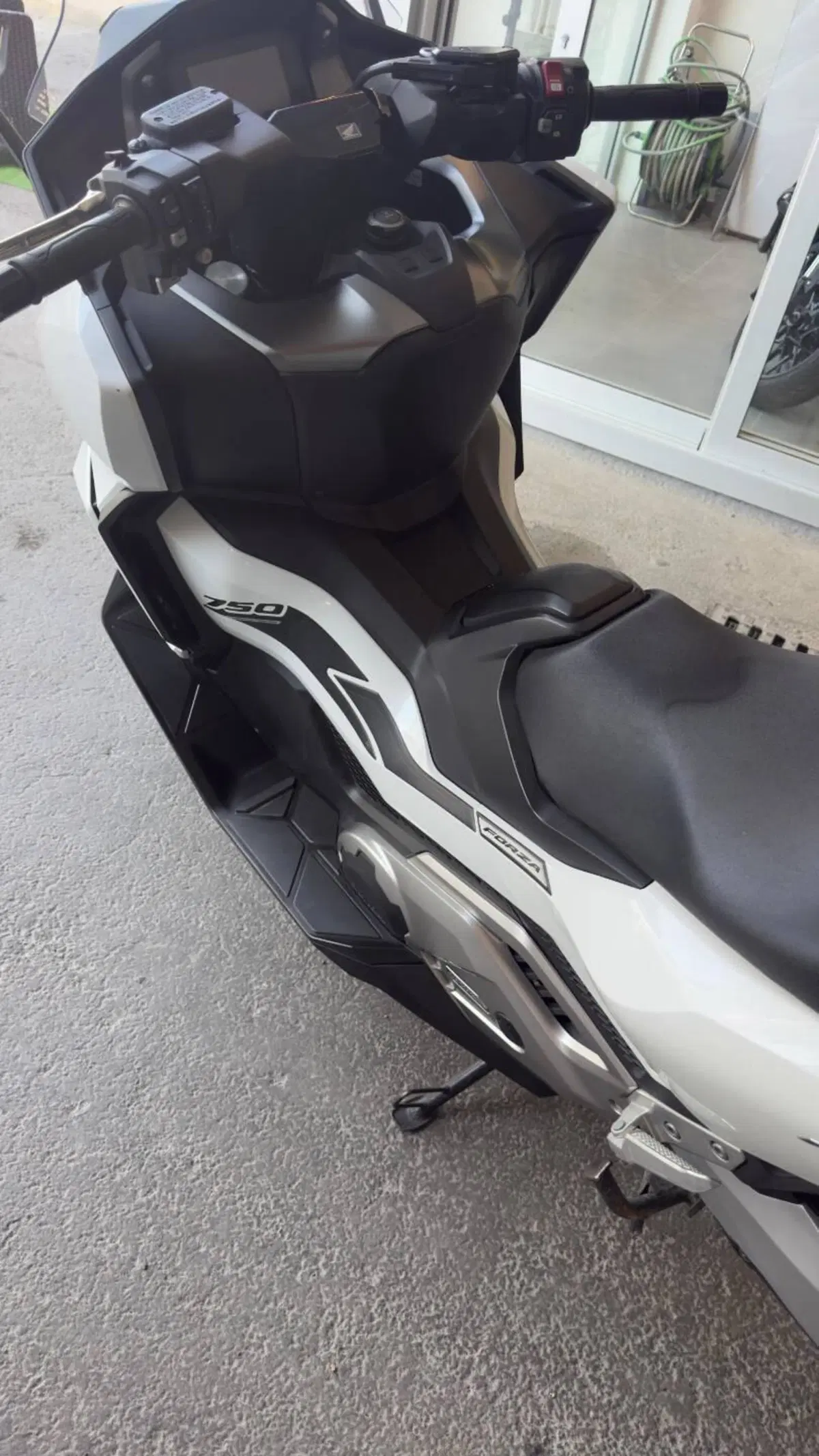 Honda Forza 750 DCT (2021 - 24) (7)