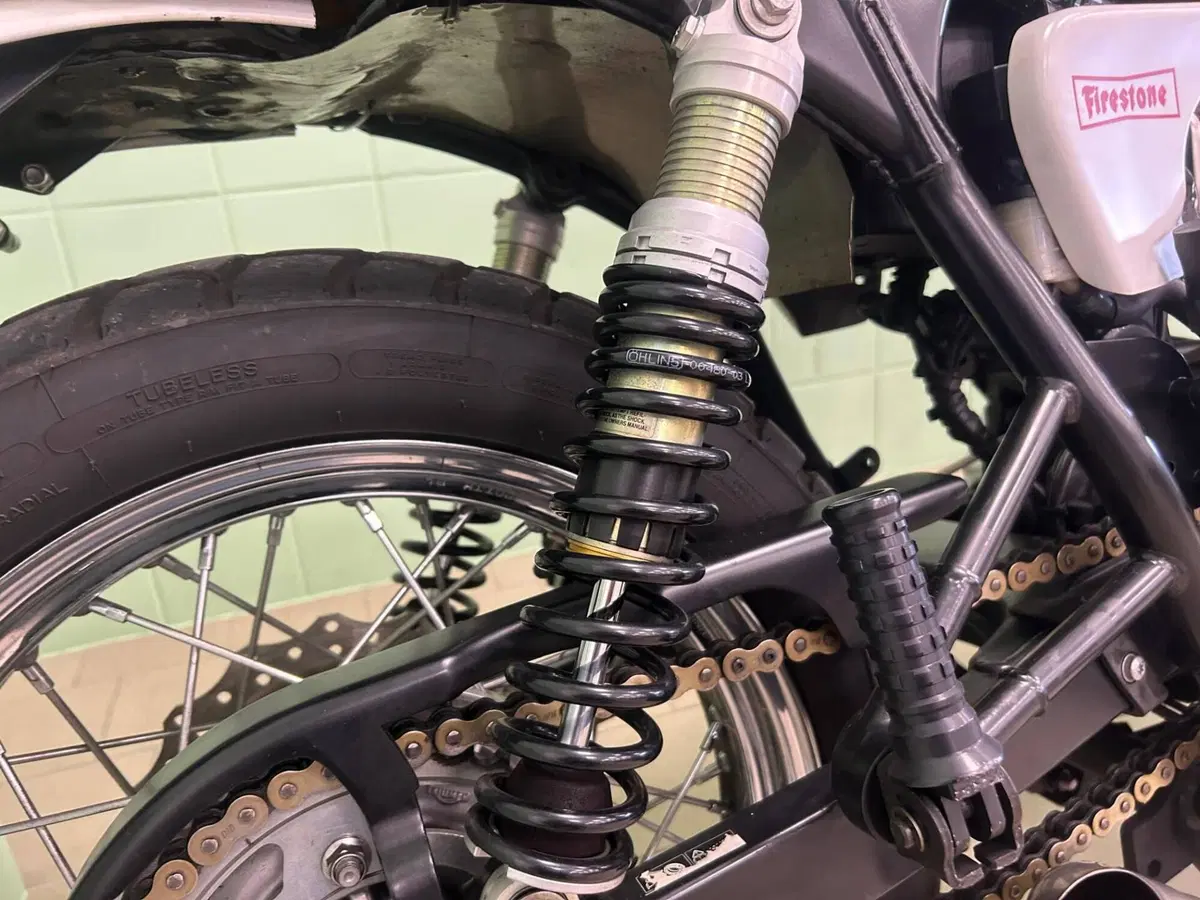 Triumph Bonneville T100 (2008 - 16) (13)