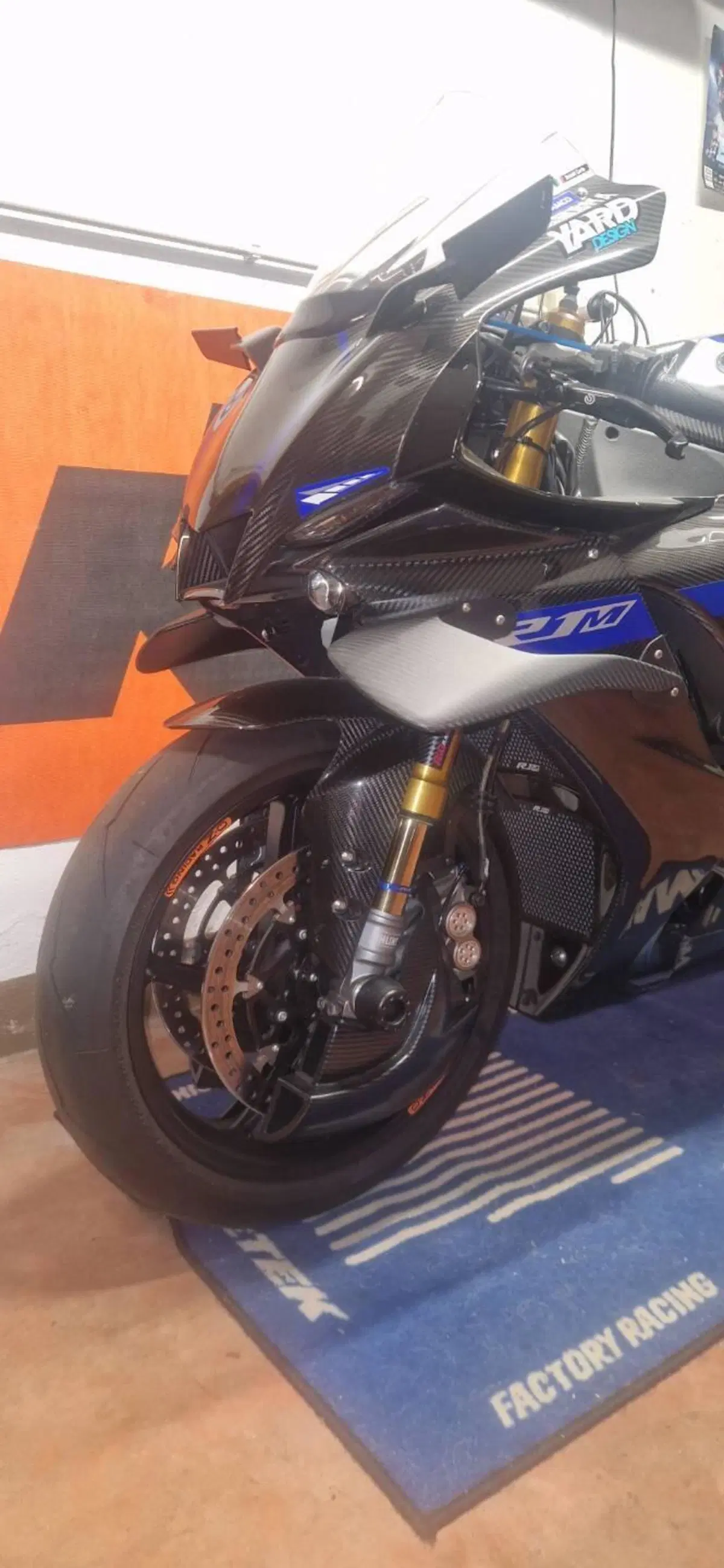 Yamaha YZF R1M (2020 - 25) (4)
