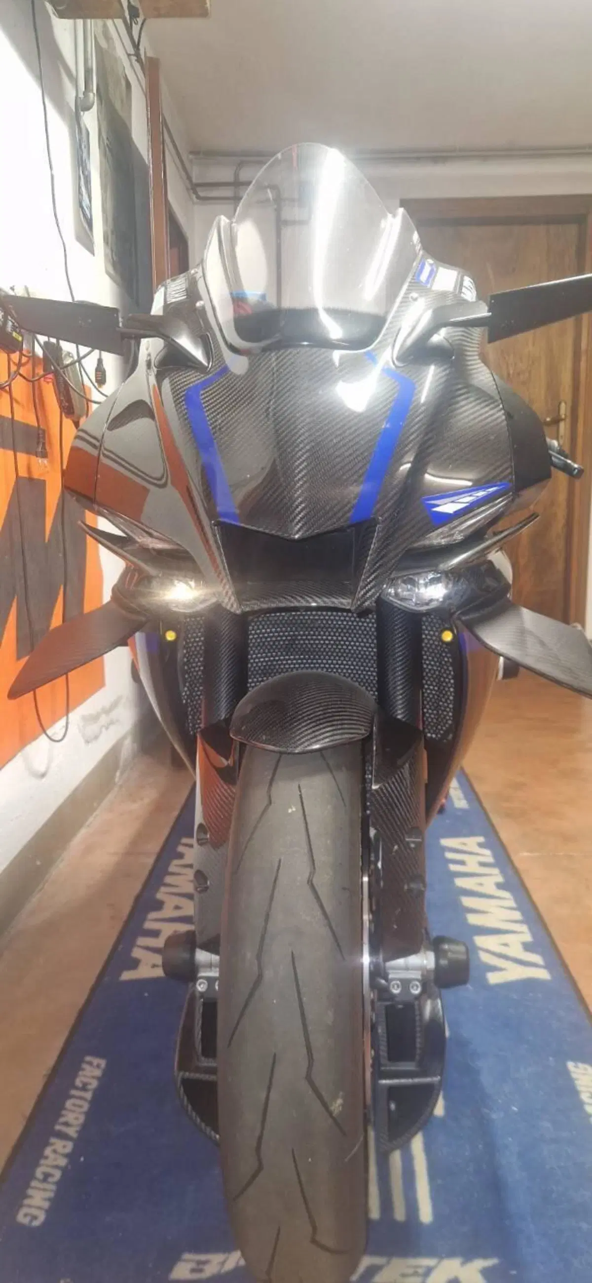 Yamaha YZF R1M (2020 - 25) (6)