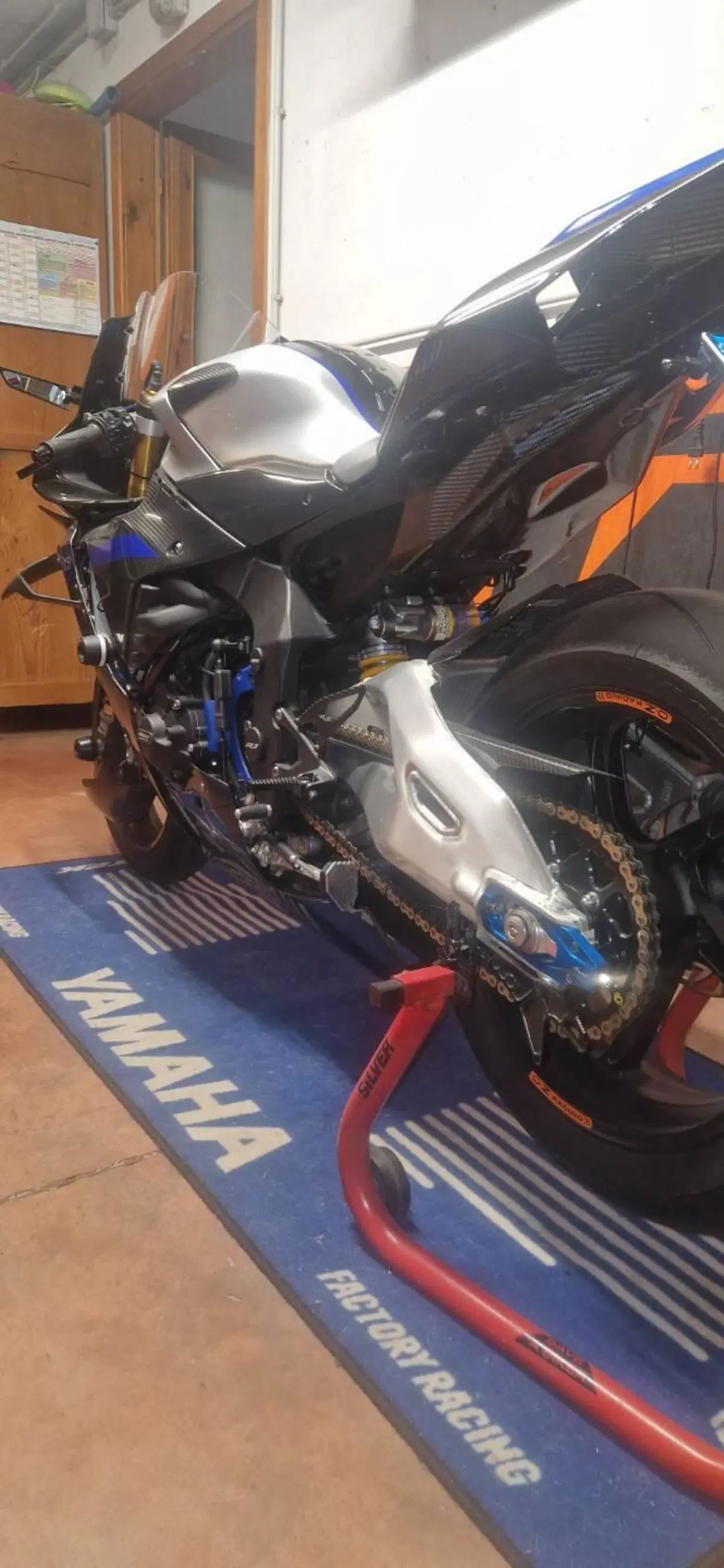 Yamaha YZF R1M (2020 - 25) (7)