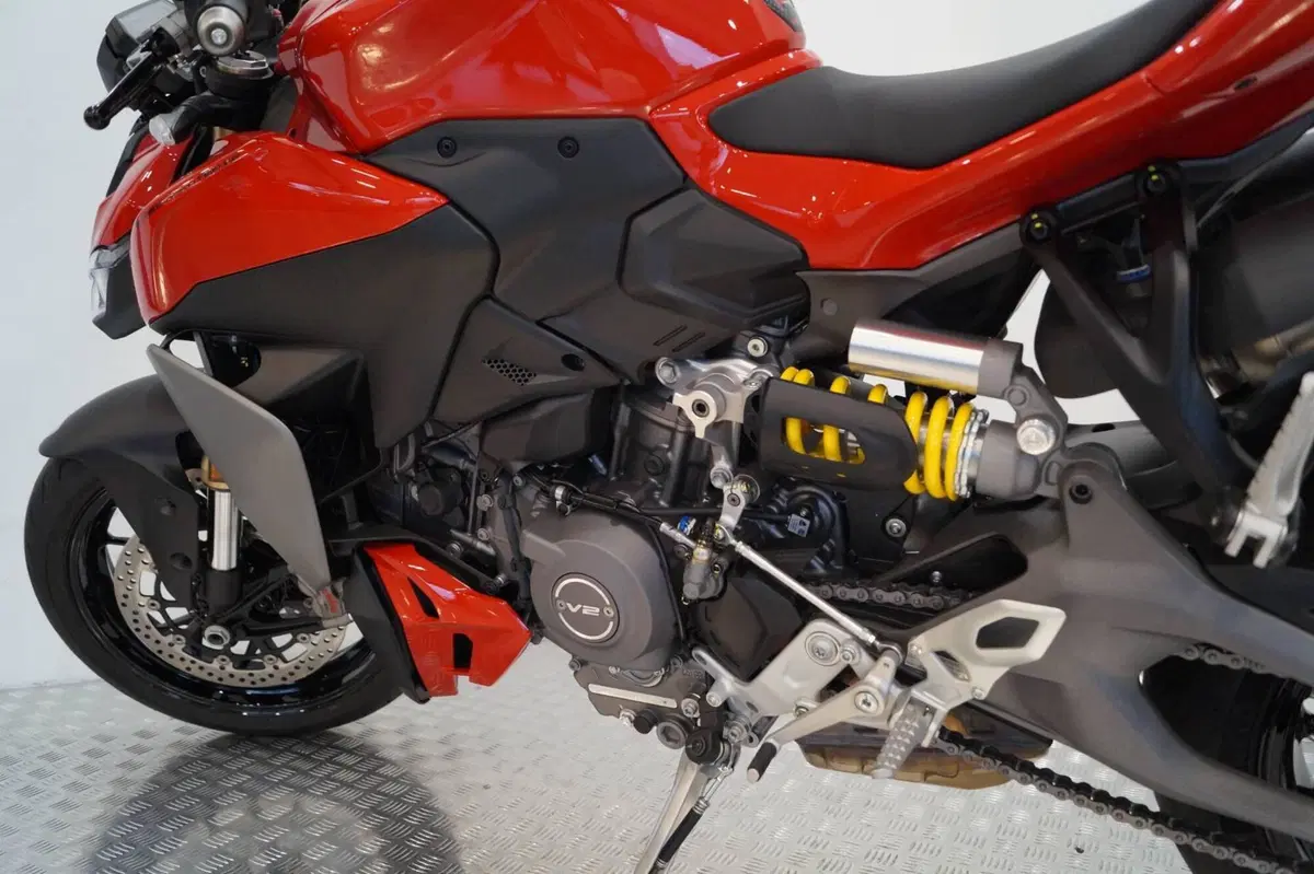 Ducati Streetfighter V2 (2025 - 26) (7)