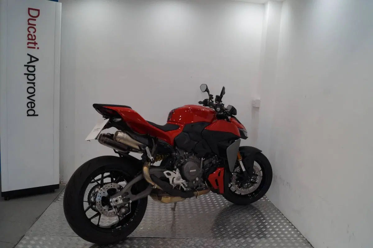 Ducati Streetfighter V2 (2025 - 26) (4)