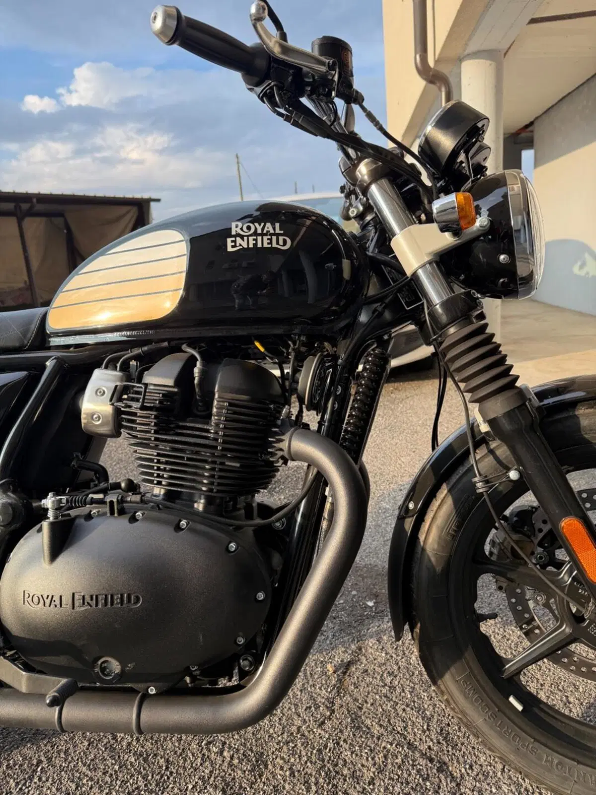 Royal Enfield Interceptor 650 (2021 - 26) (7)