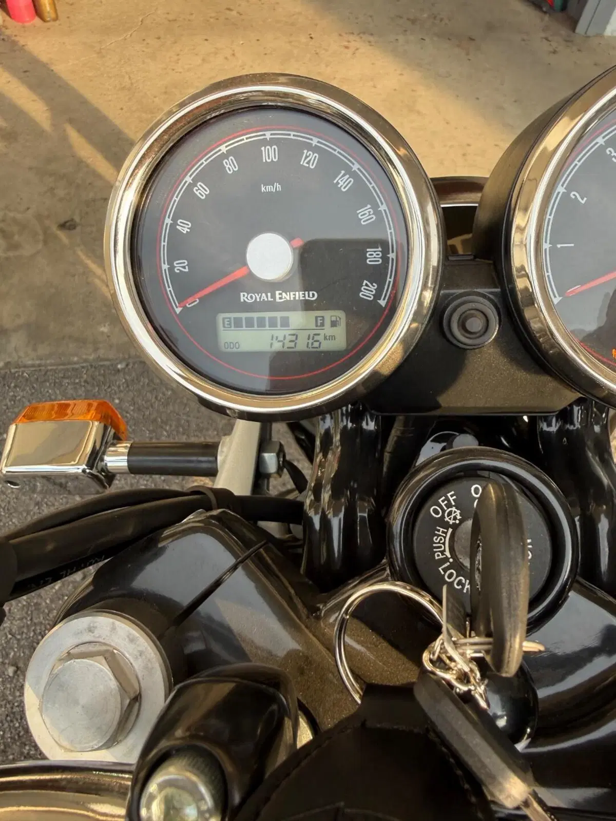 Royal Enfield Interceptor 650 (2021 - 26) (10)