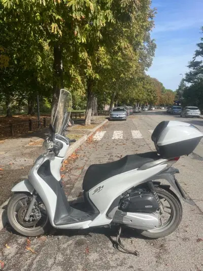 Honda SH 150i ABS (2013 - 16) usata