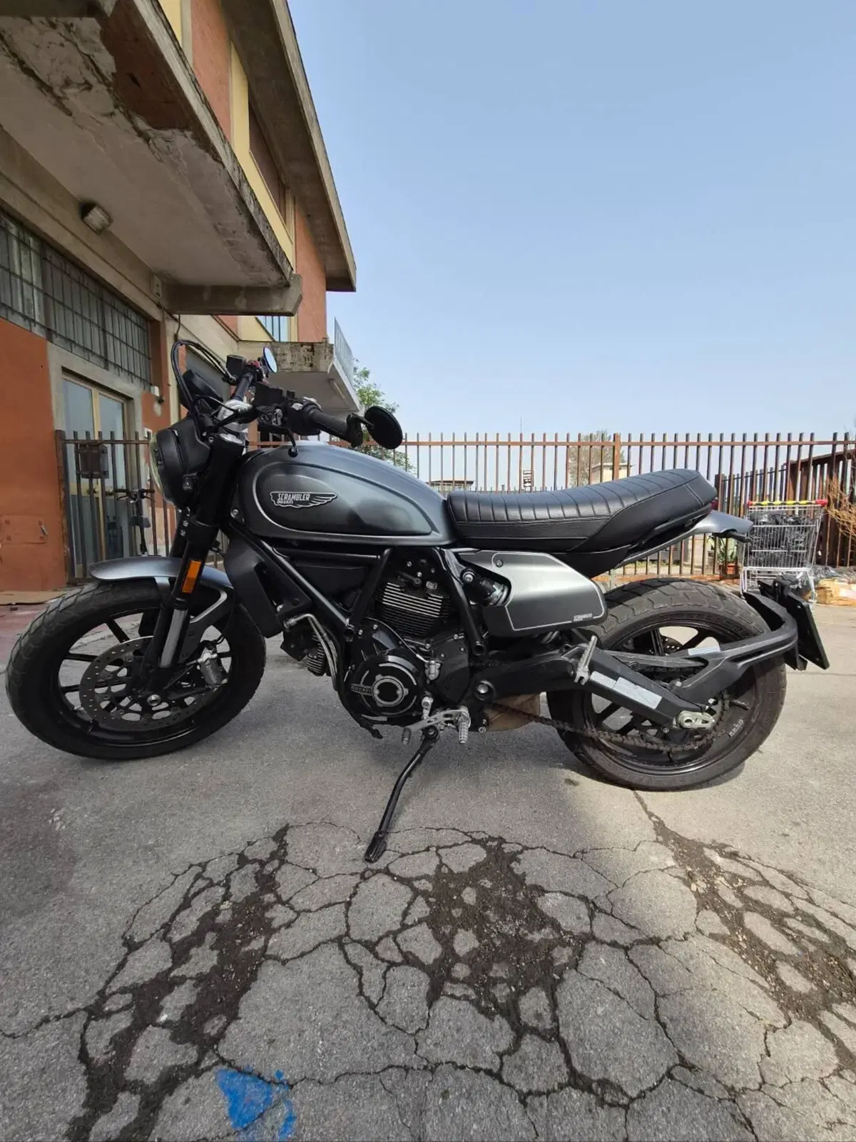 Ducati Scrambler 800 Night Shift (2021 - 22) (2)